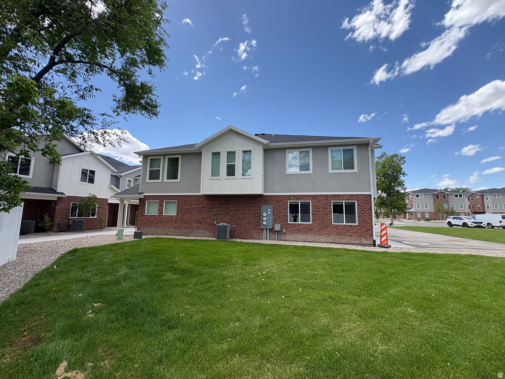 387 W 1020 S photo 2