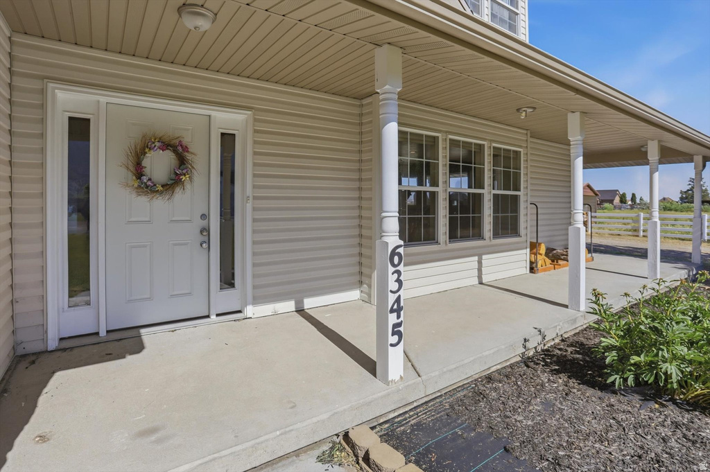 6345 N SALT CREEK RD photo 2