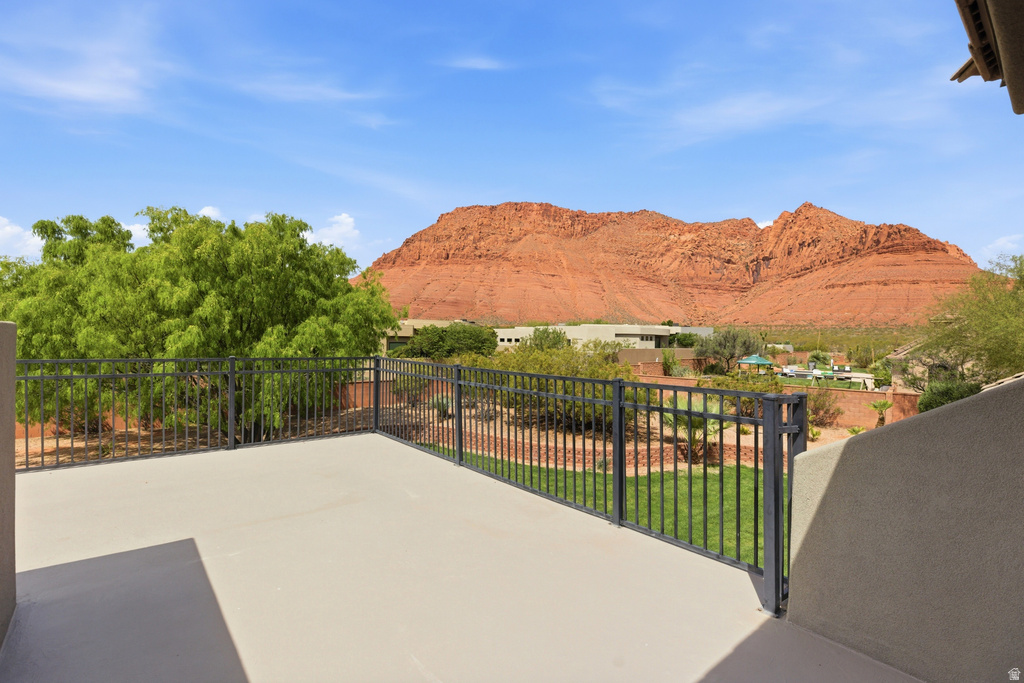 307 N PAINTED DR photo 2