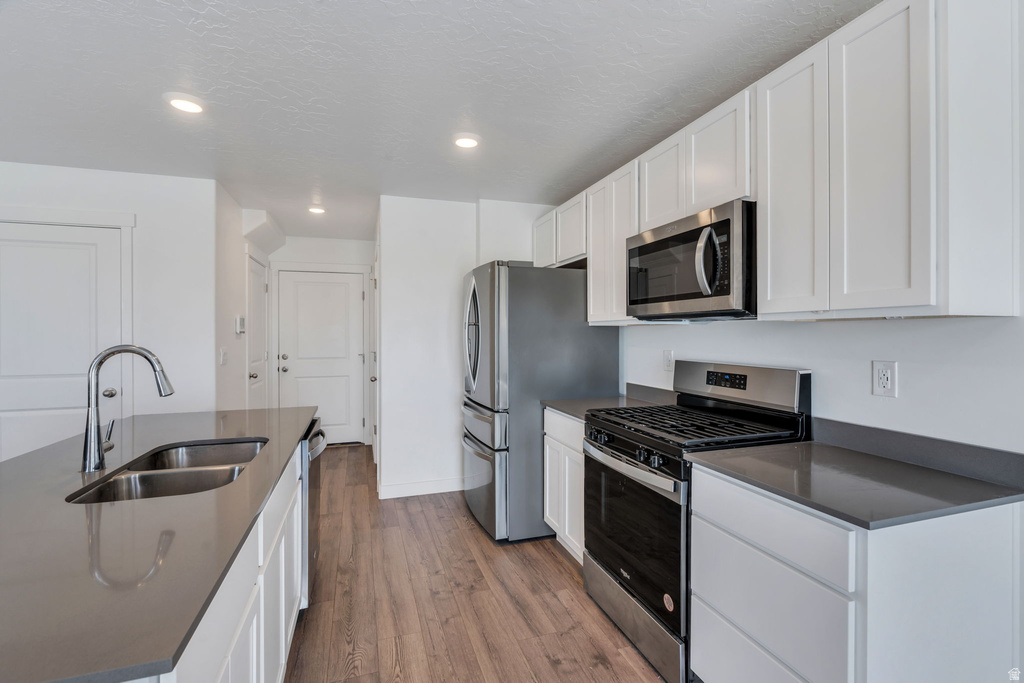 992 W BROADLEAF DR photo 4