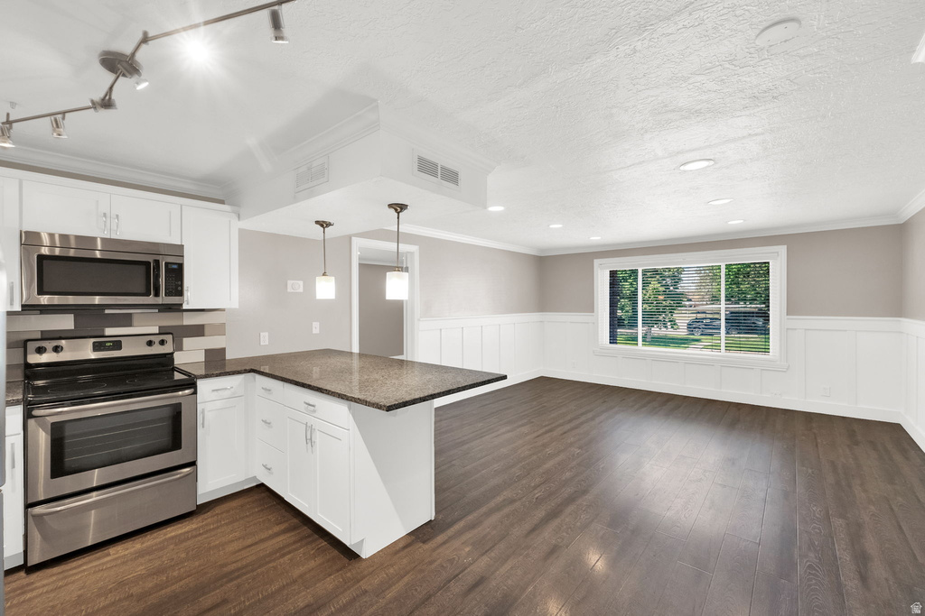 14 W LESTER AVE photo 5