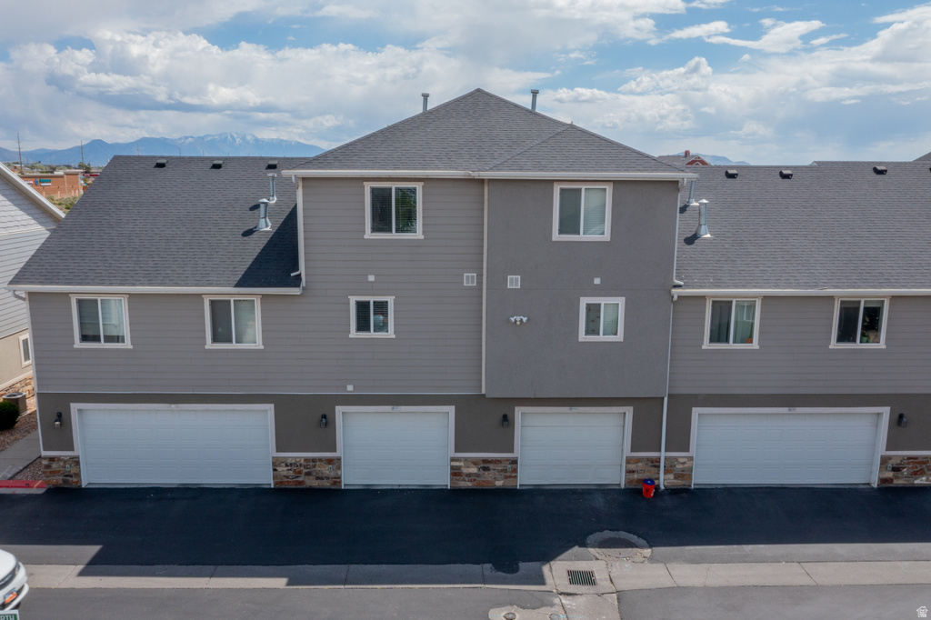 748 E 125 N photo 4