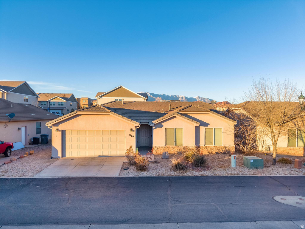 1269 E PINE VALLEY ST photo 2