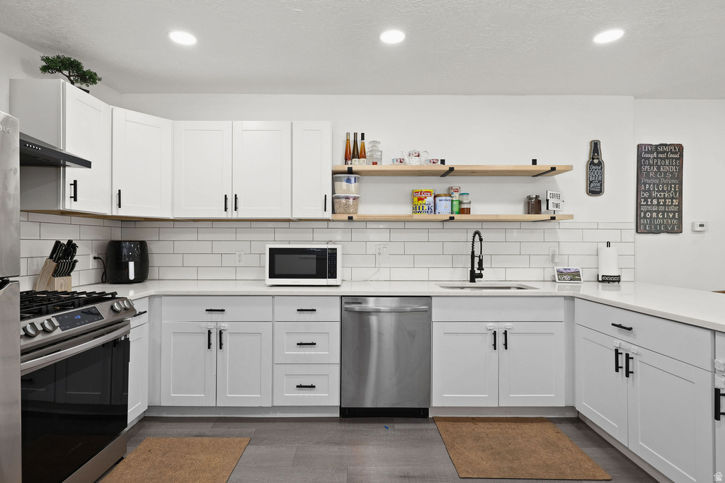 545 N MADISON AVE photo 4