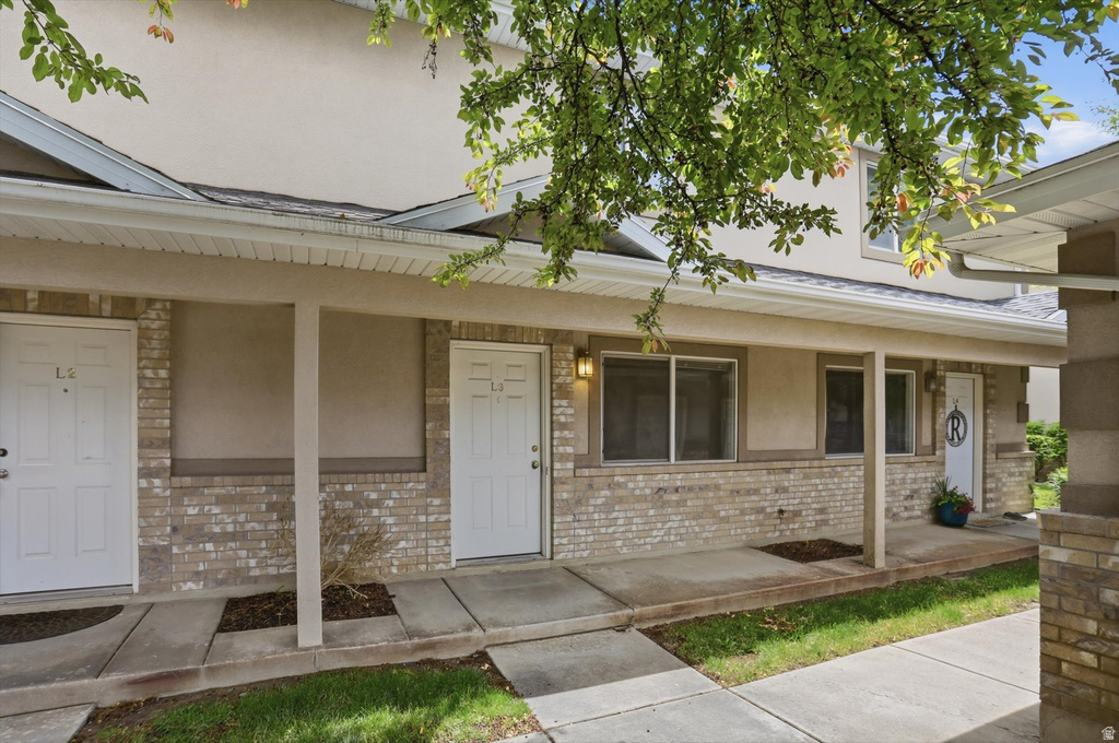 2421 N 400 E photo 2
