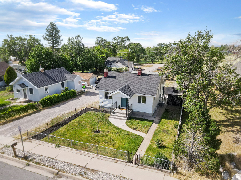 318 W VINE ST photo 5