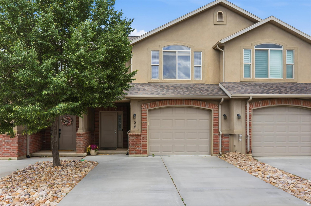 318 E 2275 N photo 2