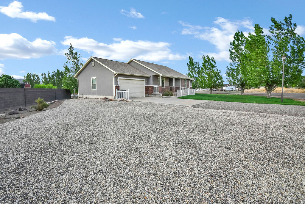 103 N 410 W photo 2