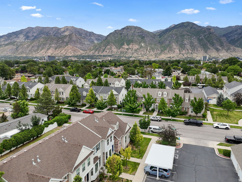 Expansive residential community with mountain scenery