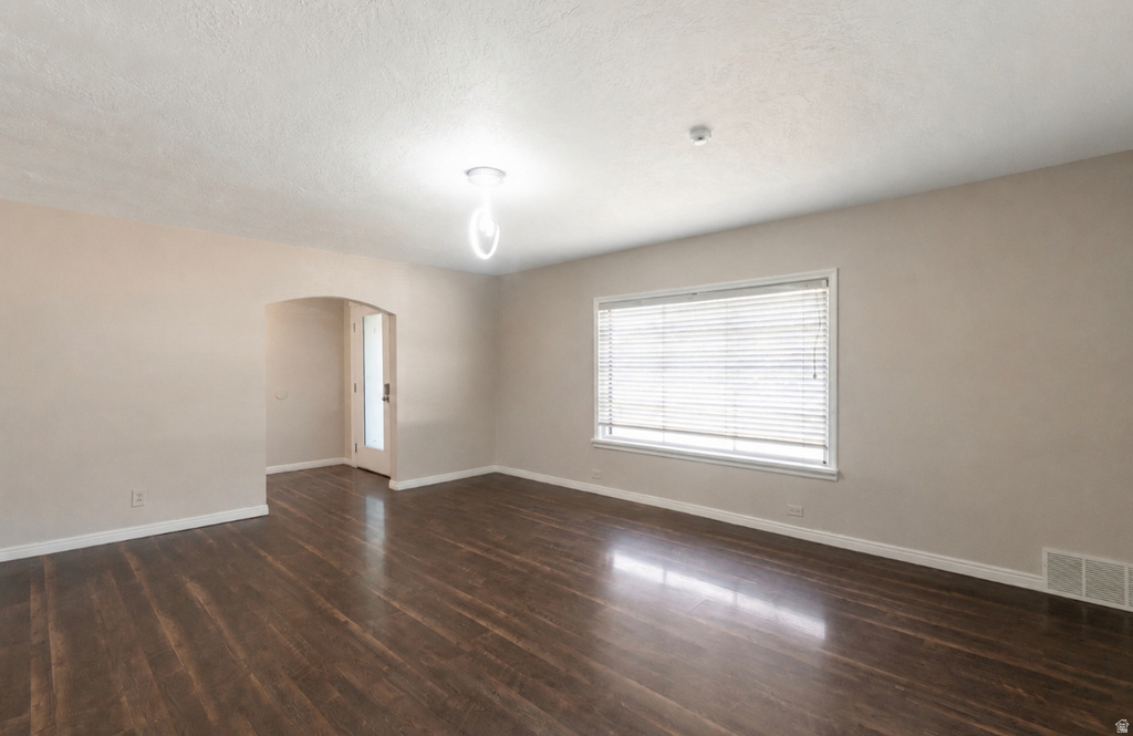 243 W 400 N photo 4