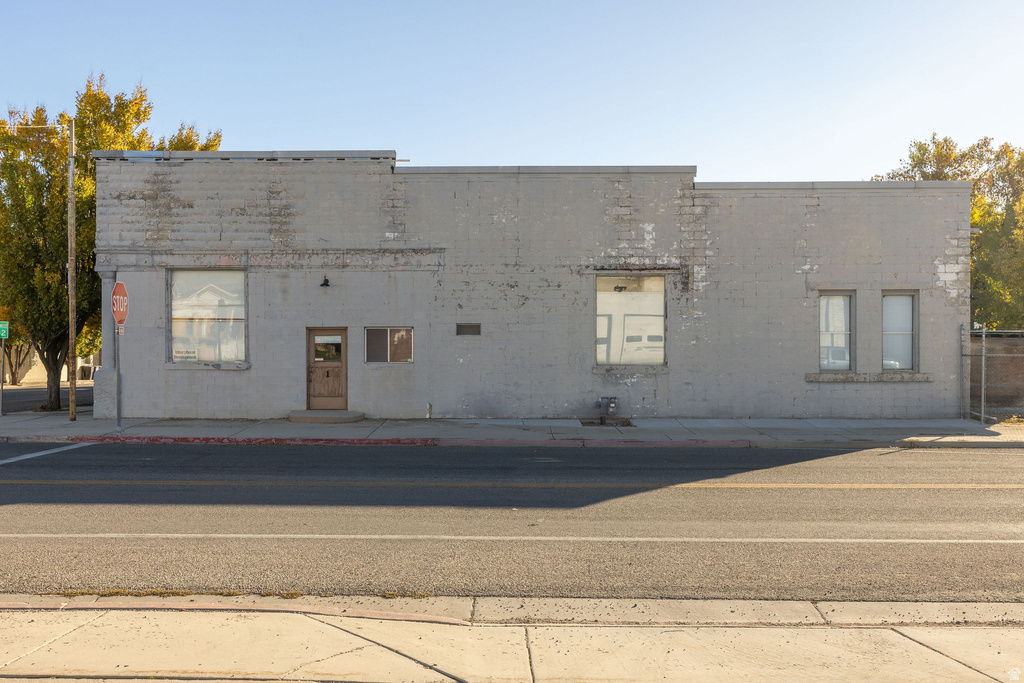 1 S MAIN ST photo 2