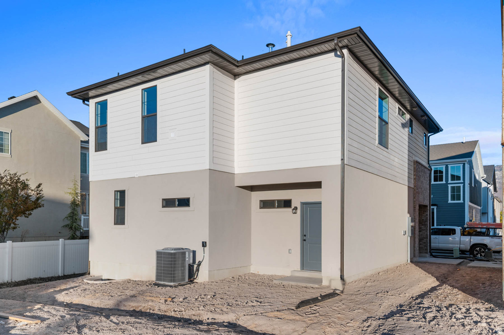 1595 N 3225 W photo 3