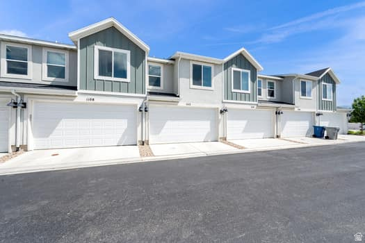1112 E QUARTERDECK WAY photo 5