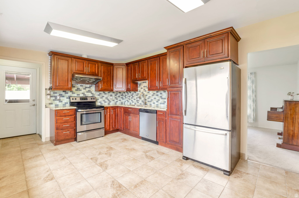 447 E 550 S photo 4