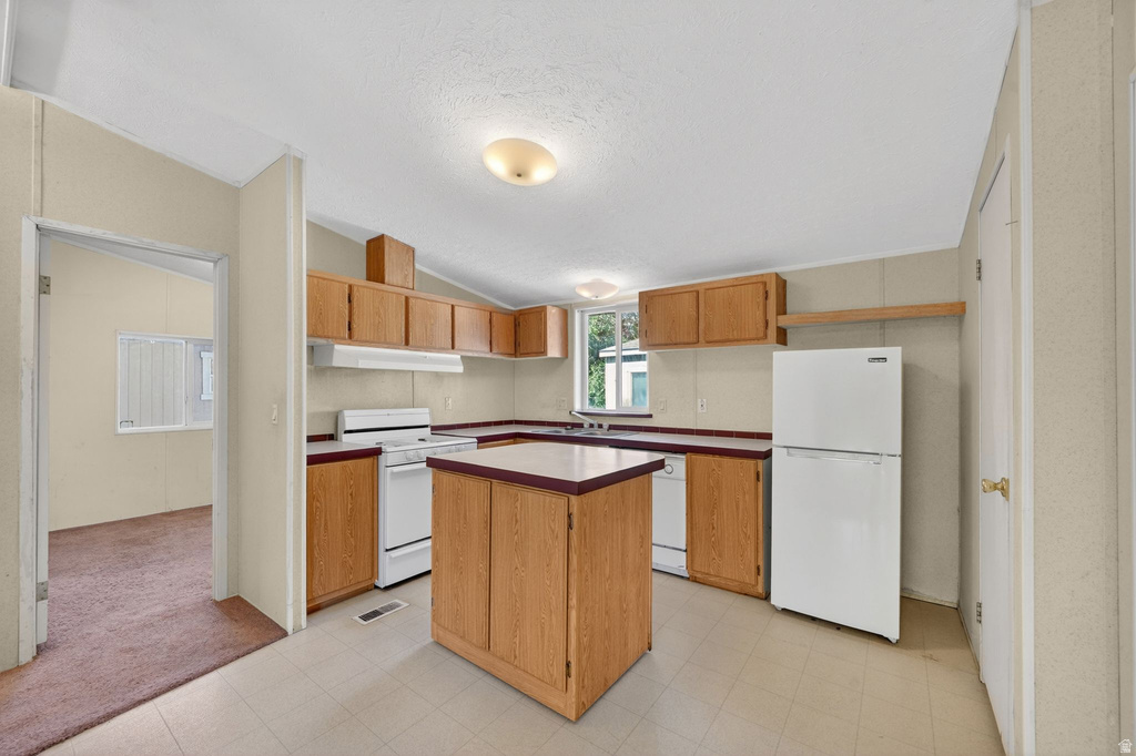 1181 W BOBOLINK S ST photo 4
