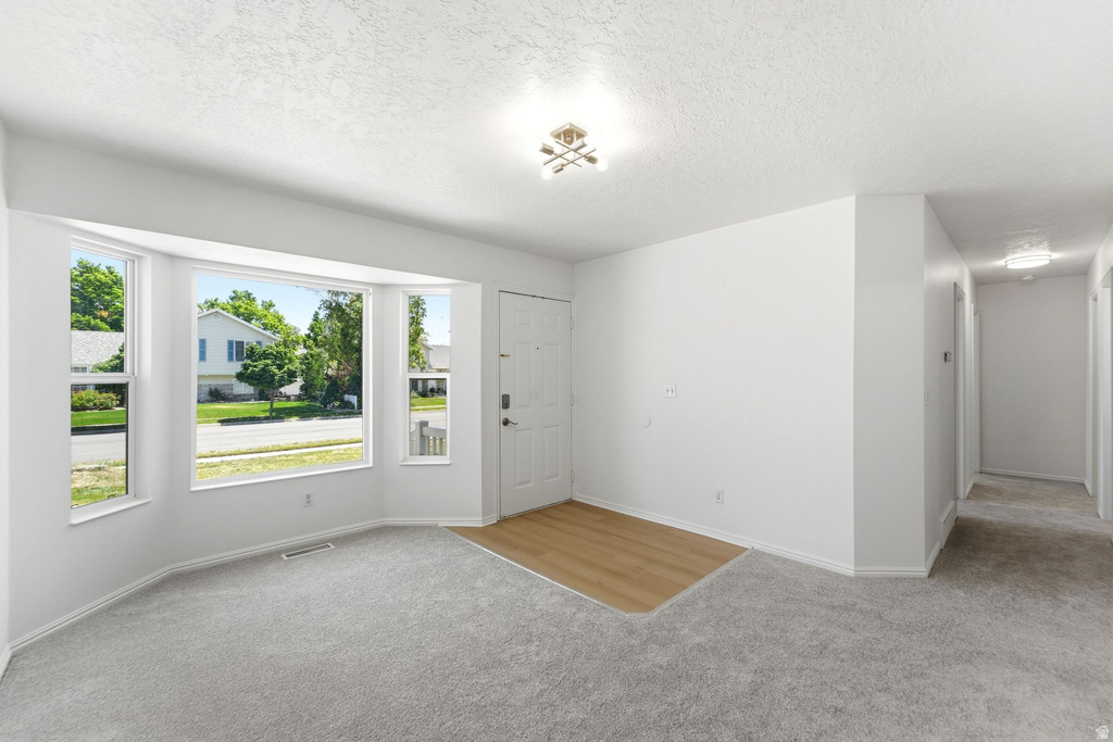 604 S 640 W photo 3
