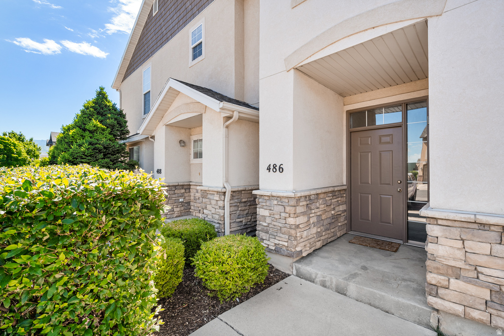 486 N KENT W DR photo 3