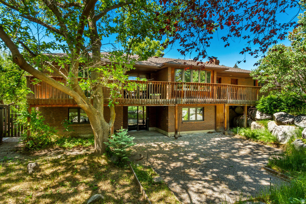 5126 AZTEC DR photo 2