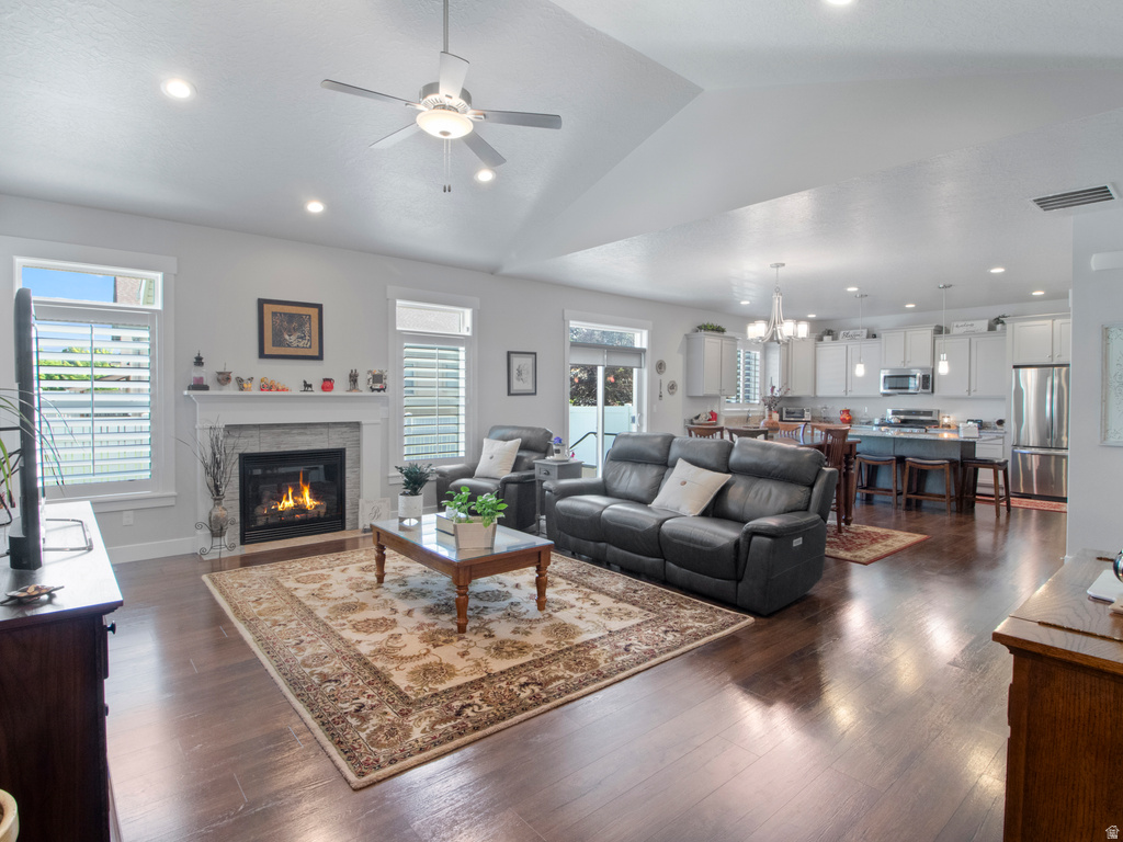 2432 W 1160 N photo 3