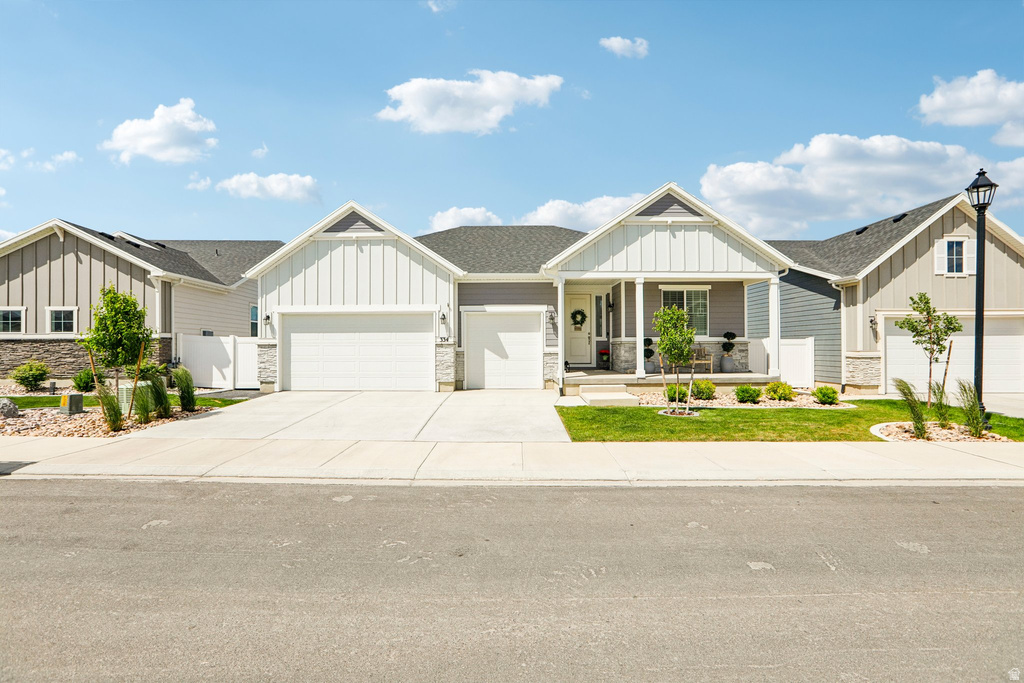 334 E EMPIRE SPRING DR photo 3