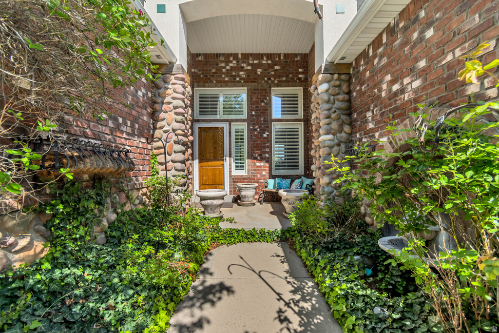 533 E JADE PARK S LN photo 4