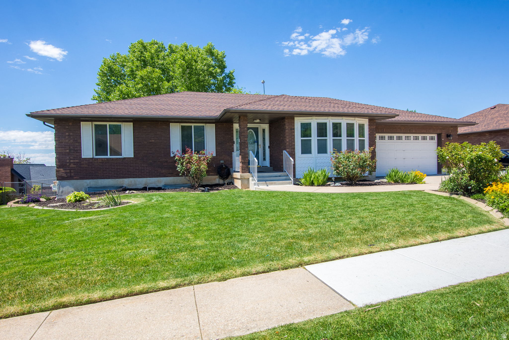 2561 E 2700 N photo 2