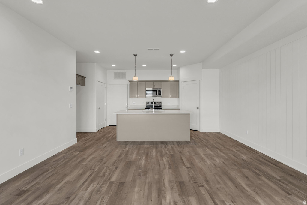1701 W 2700 S photo 4