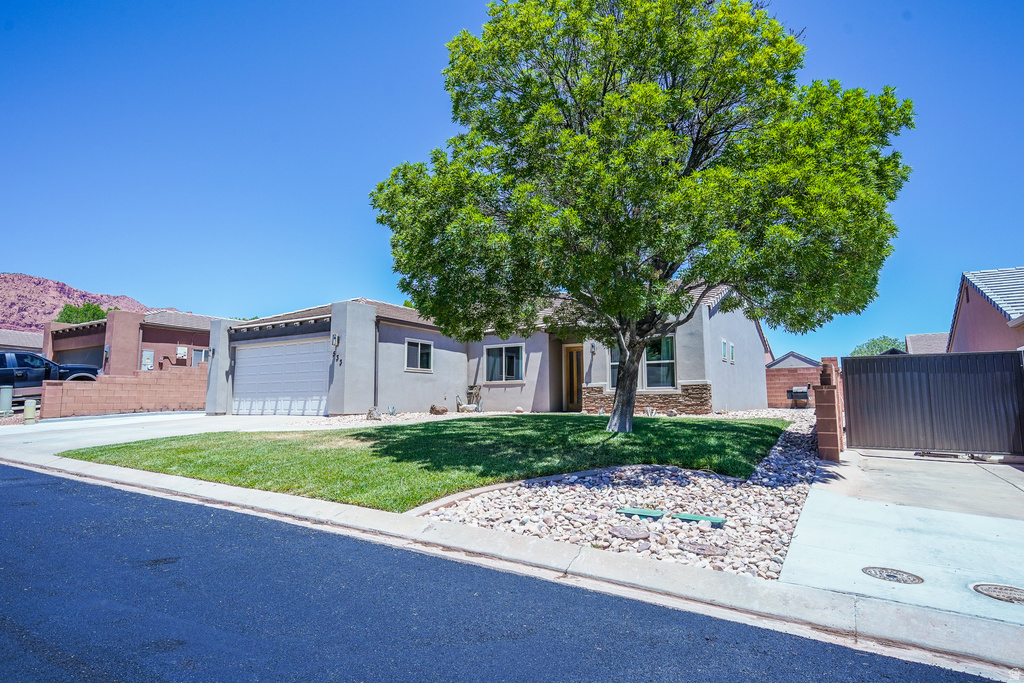 533 S 675 E photo 2
