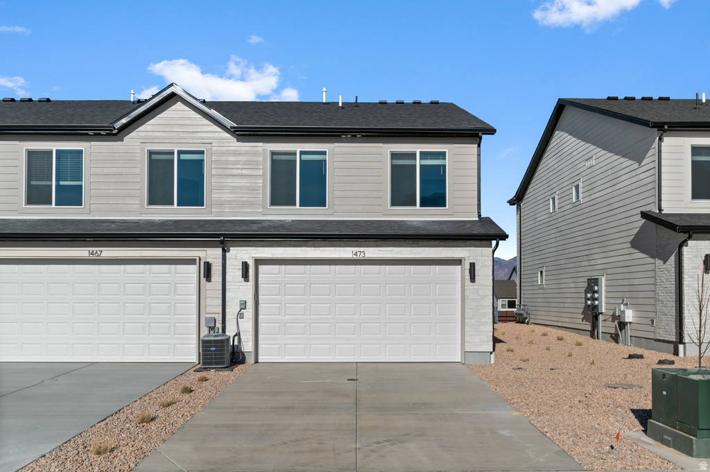 1901 E CORRIENTE DR photo 2