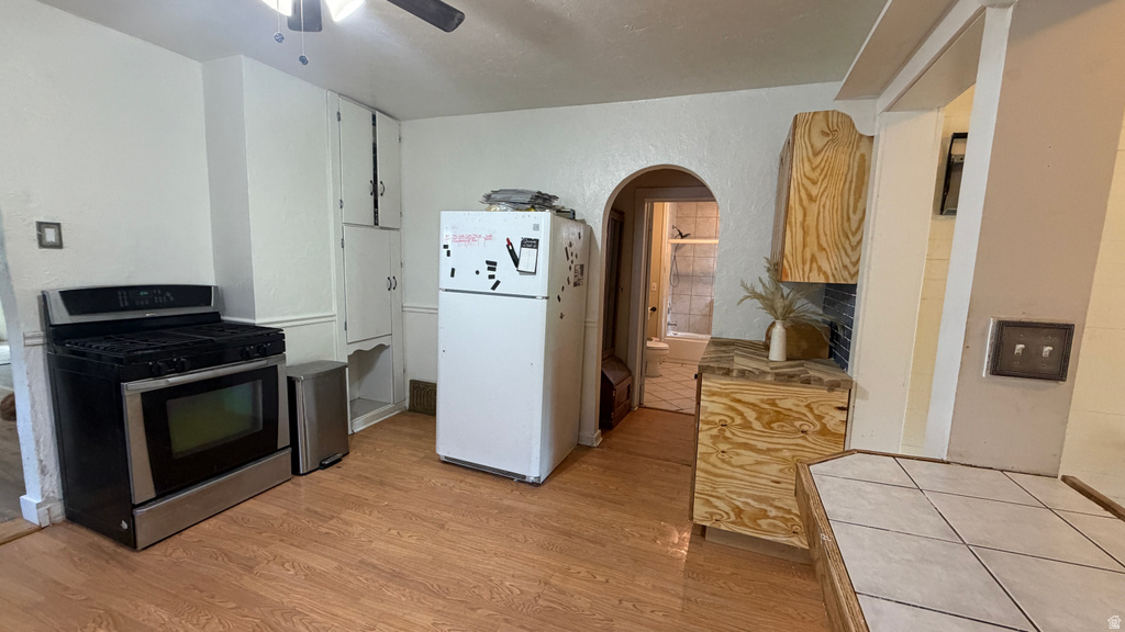 56 N 200 E photo 5