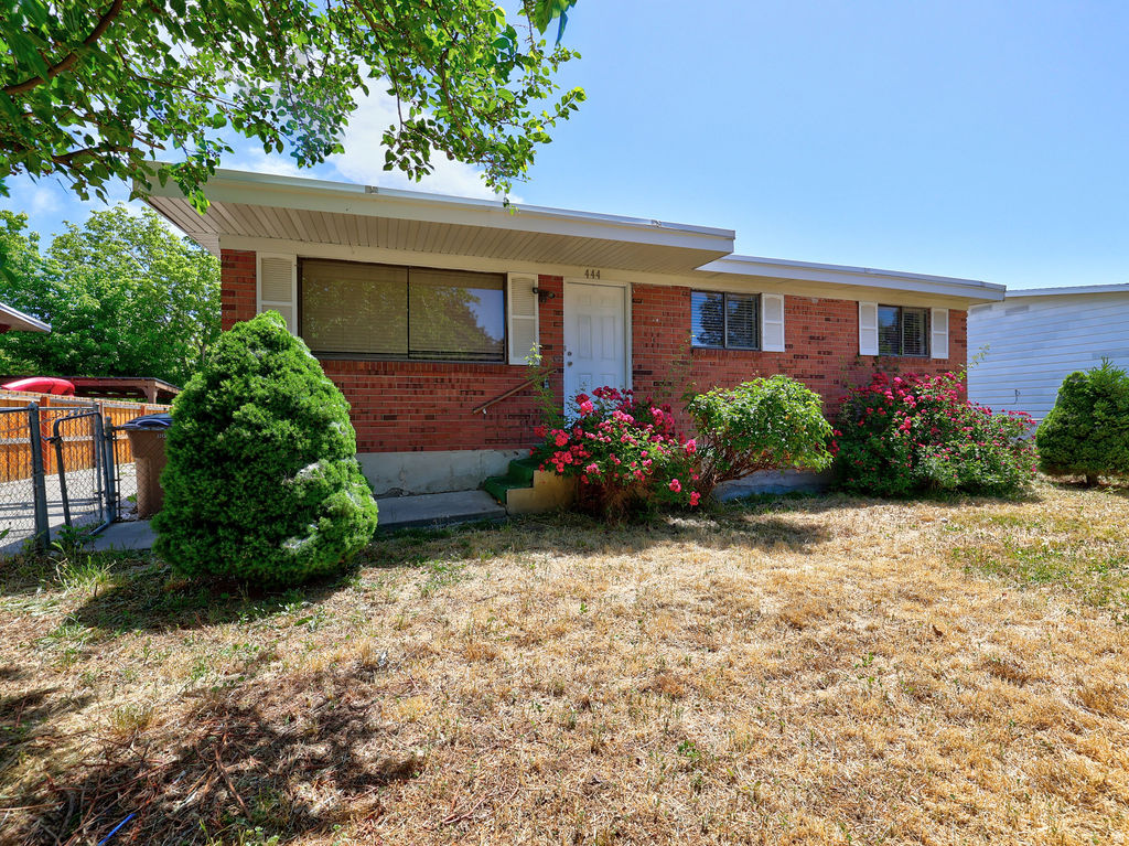 444 N MORTON DR photo 3