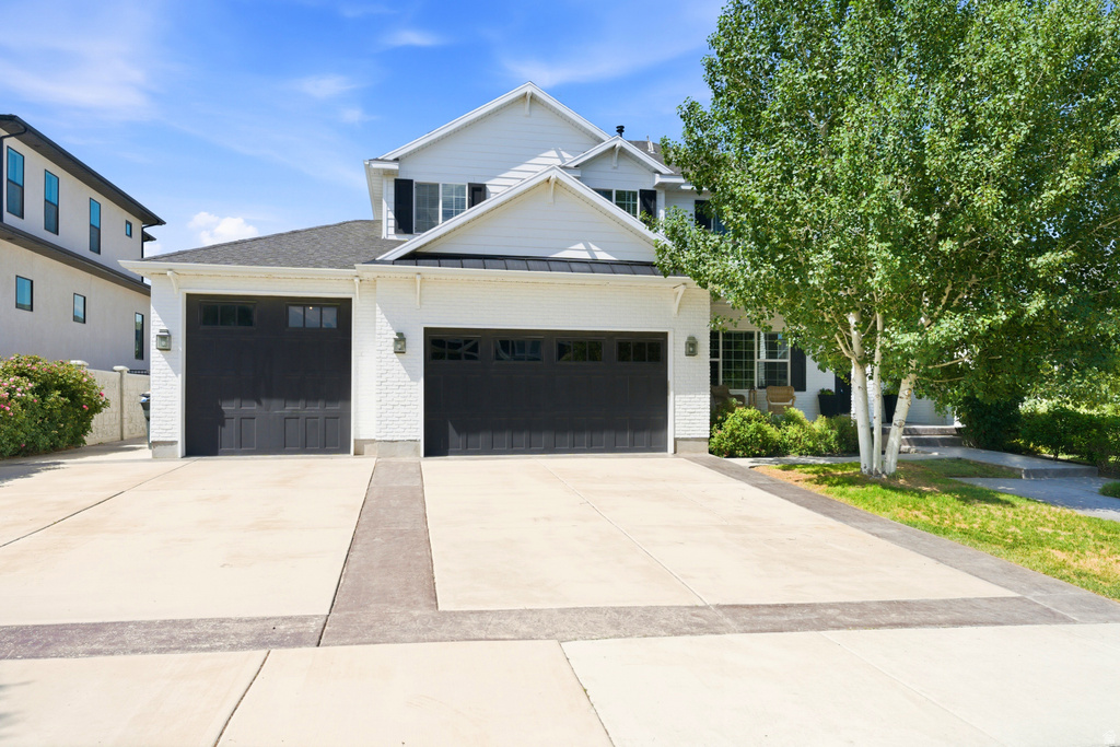2176 W LEGEND CREEK CT photo 2