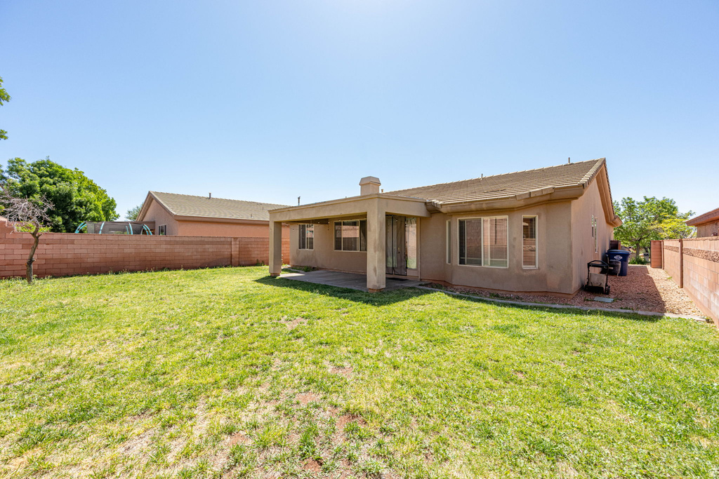 3309 E WILLOW DR photo 4