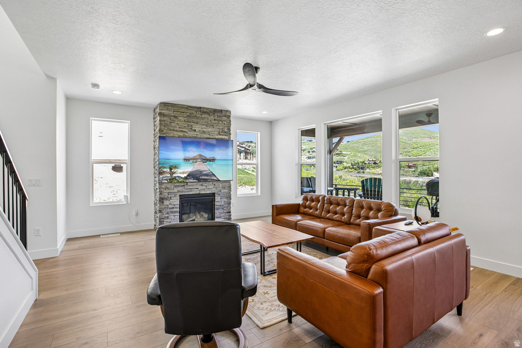 458 W ASCENT DR photo 2