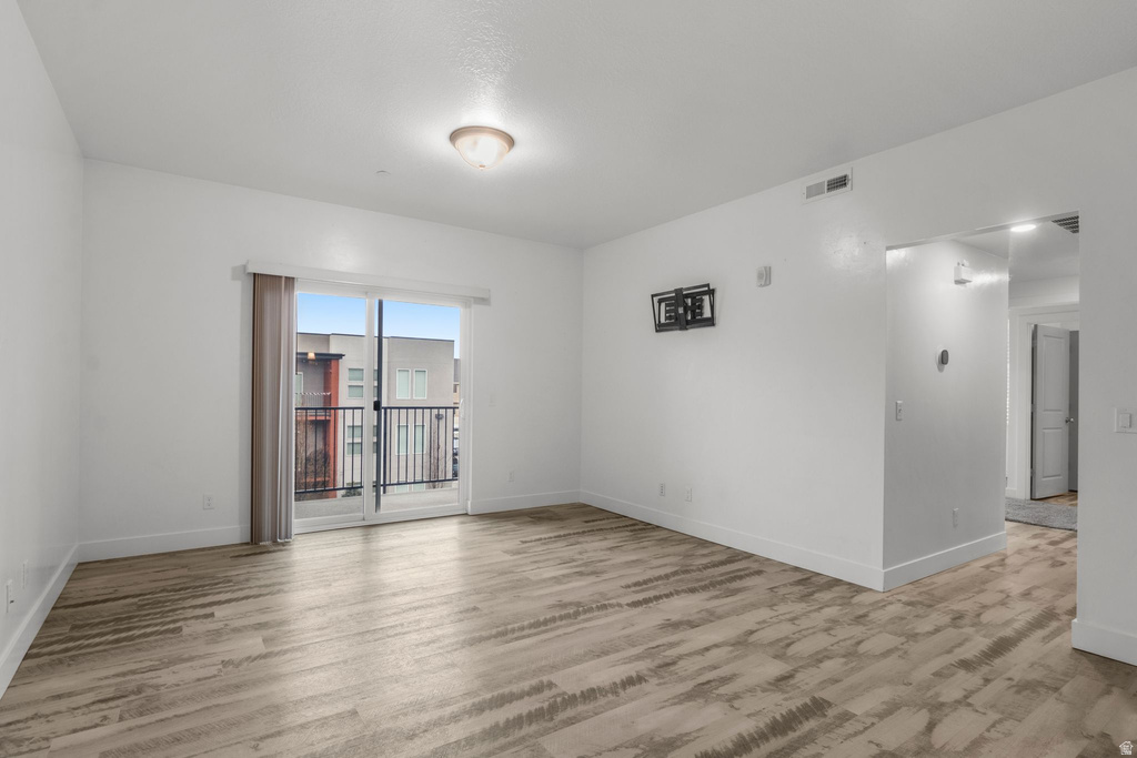 875 S DEPOT E ST photo 5