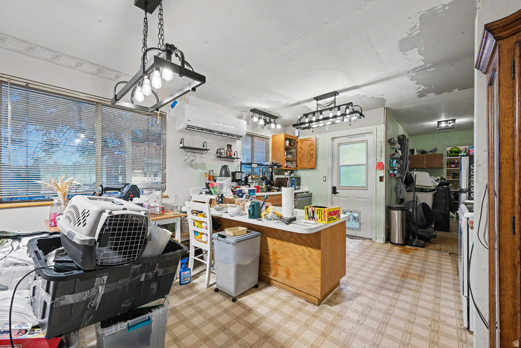585 N 290 W photo 4