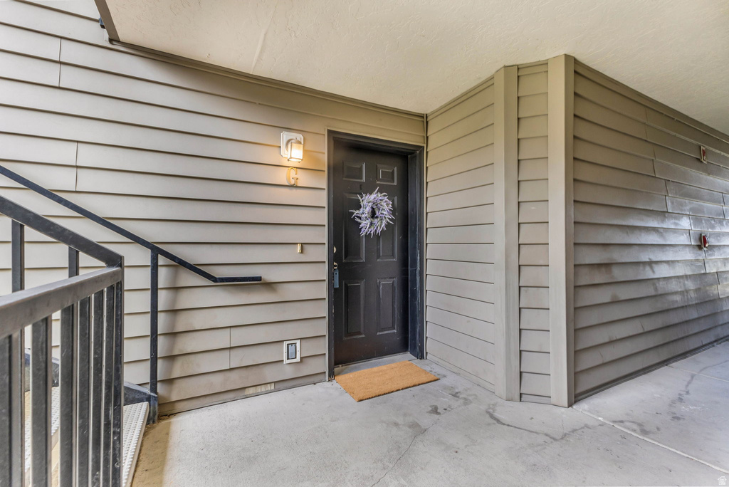 1529 W WESTBURY WAY photo 4
