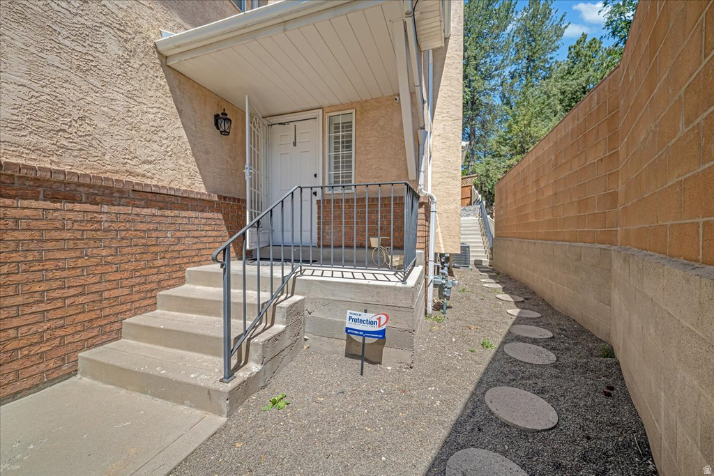 5248 S CLEAR SPRING E LN photo 3