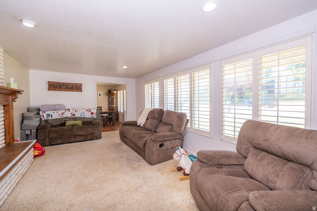 687 E 3125 N photo 5