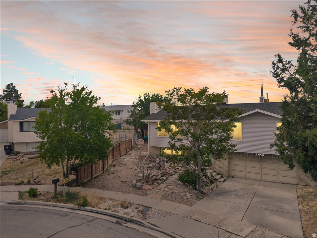 5378 W SILVERTIP DR photo 3