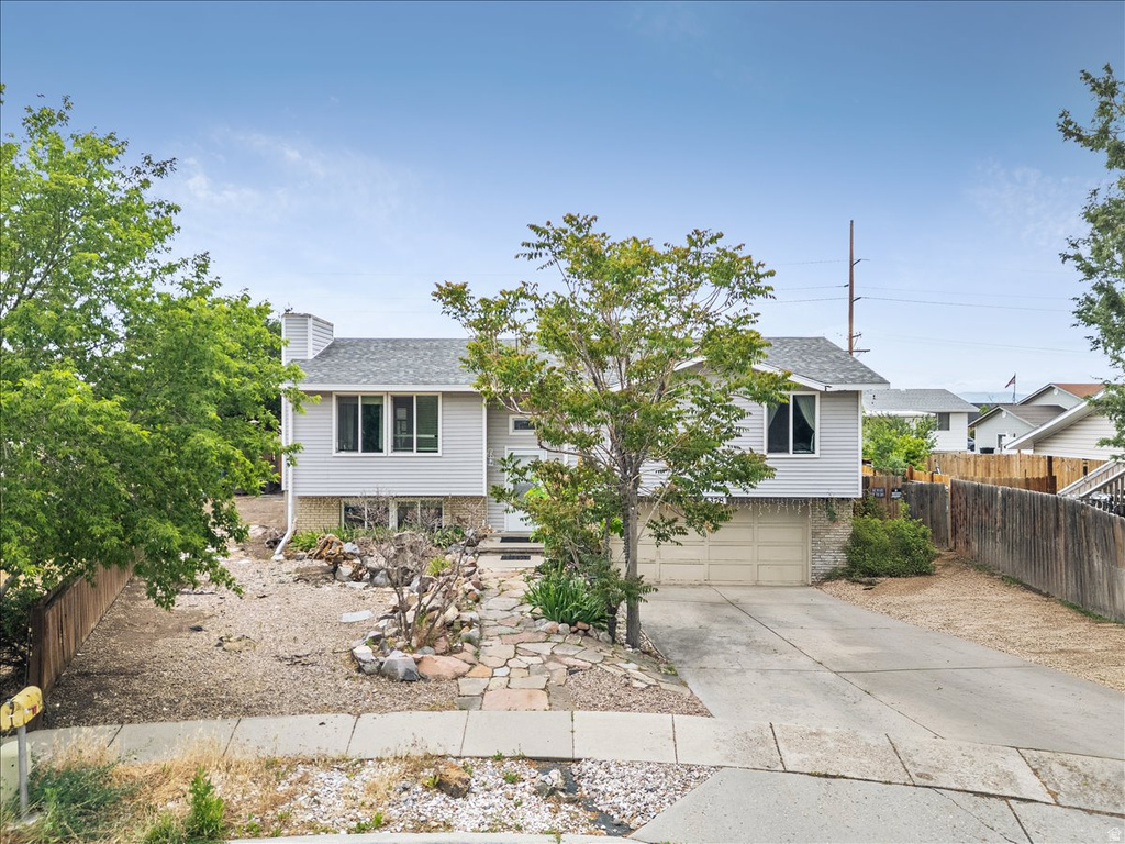 5378 W SILVERTIP DR photo 2