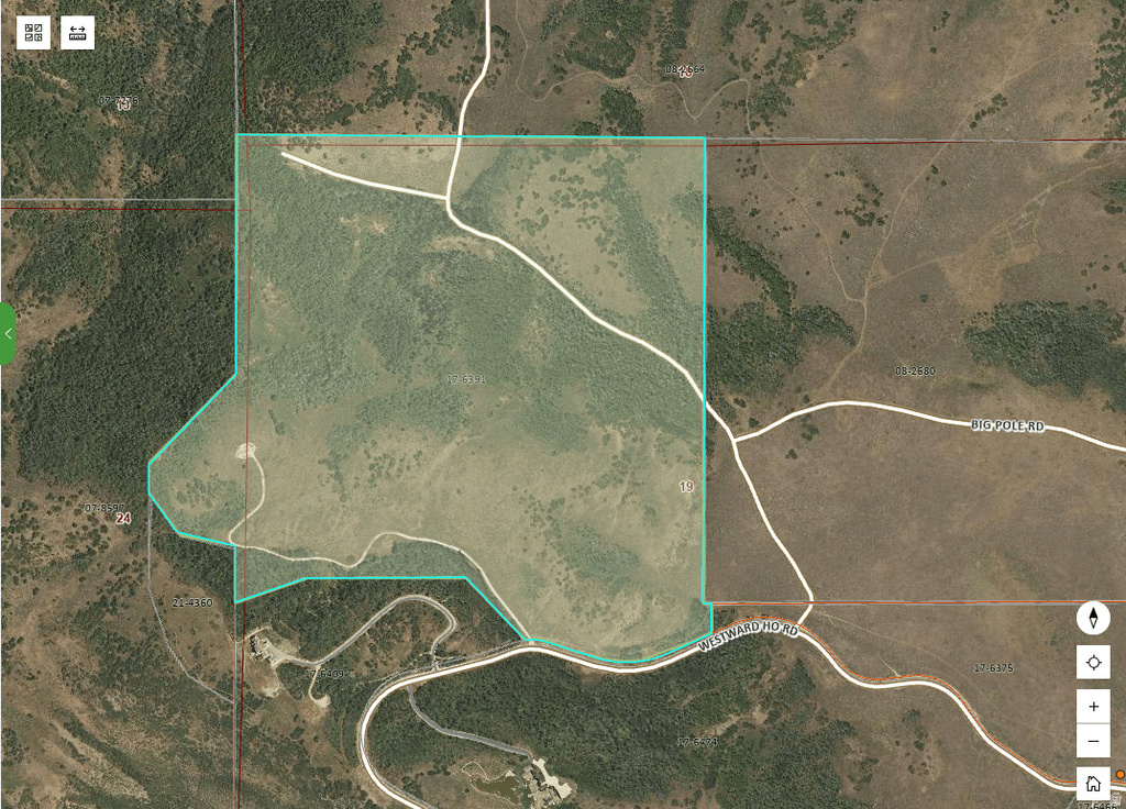 Plat Map. Illustrating the boundaries and surrounding roads of the property