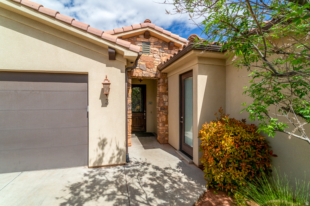 3800 N PARADISE VILLAGE DR photo 4