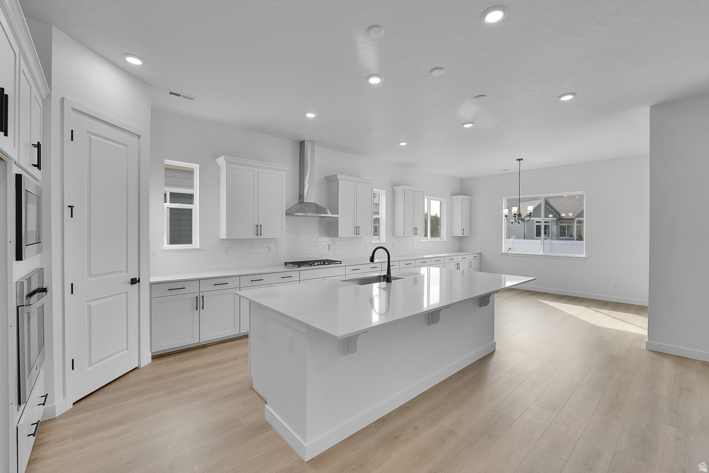 243 E POLARIS DR photo 2