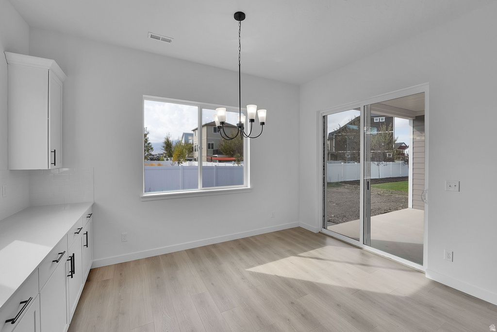 243 E POLARIS DR photo 3