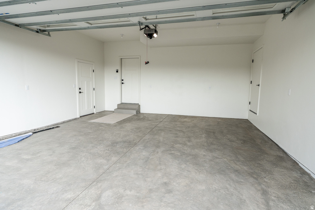 186 E 625 S photo 2