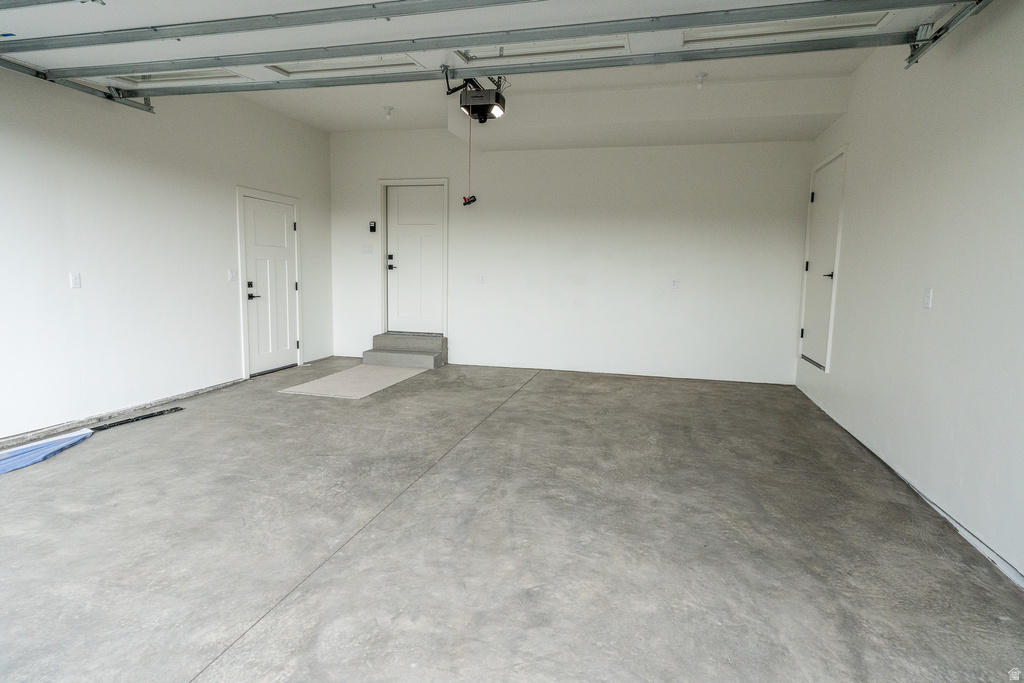 186 E 625 S photo 3