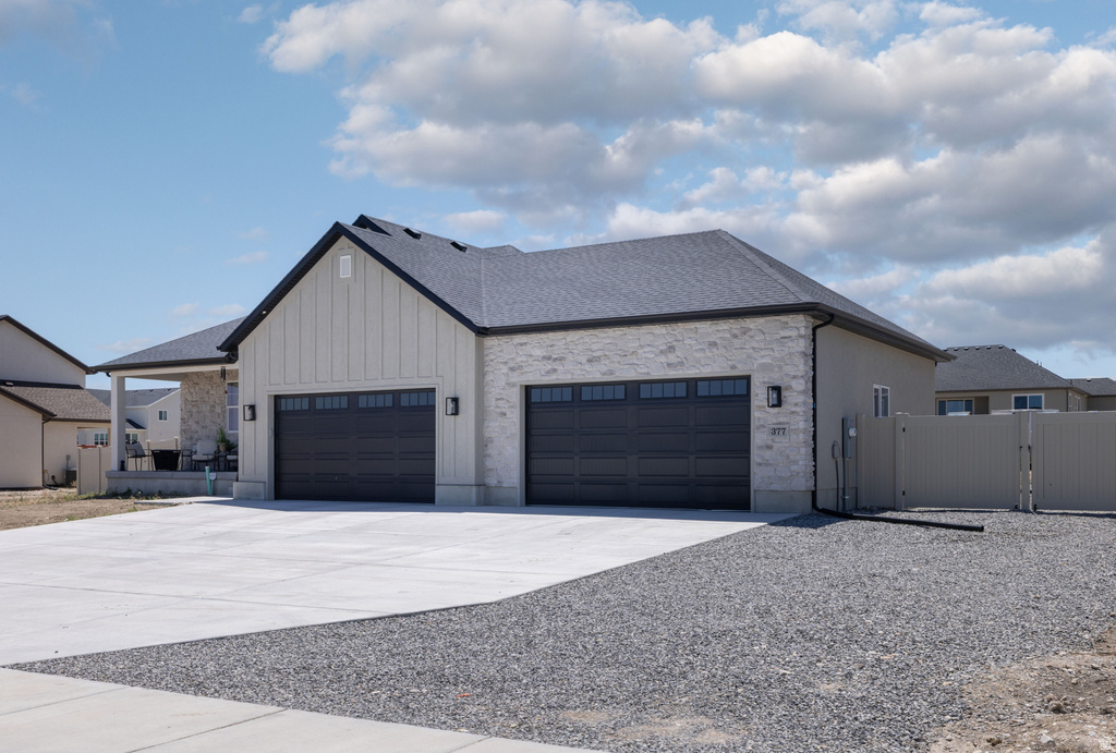 377 W RIGDON S ST photo 3
