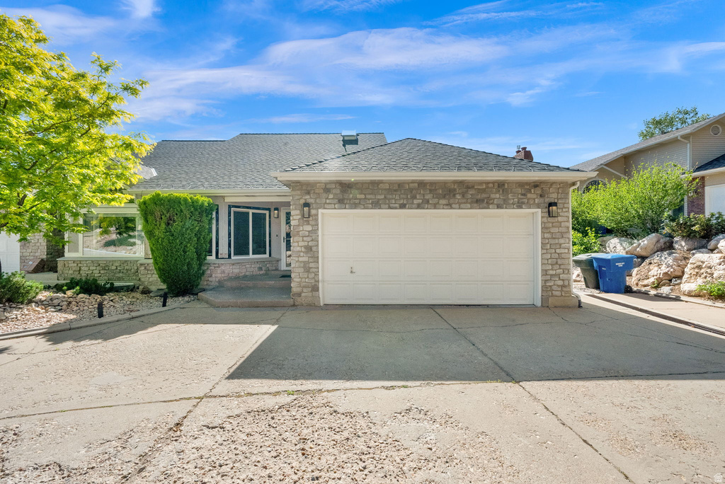 5057 S RIDGEDALE DR photo 4