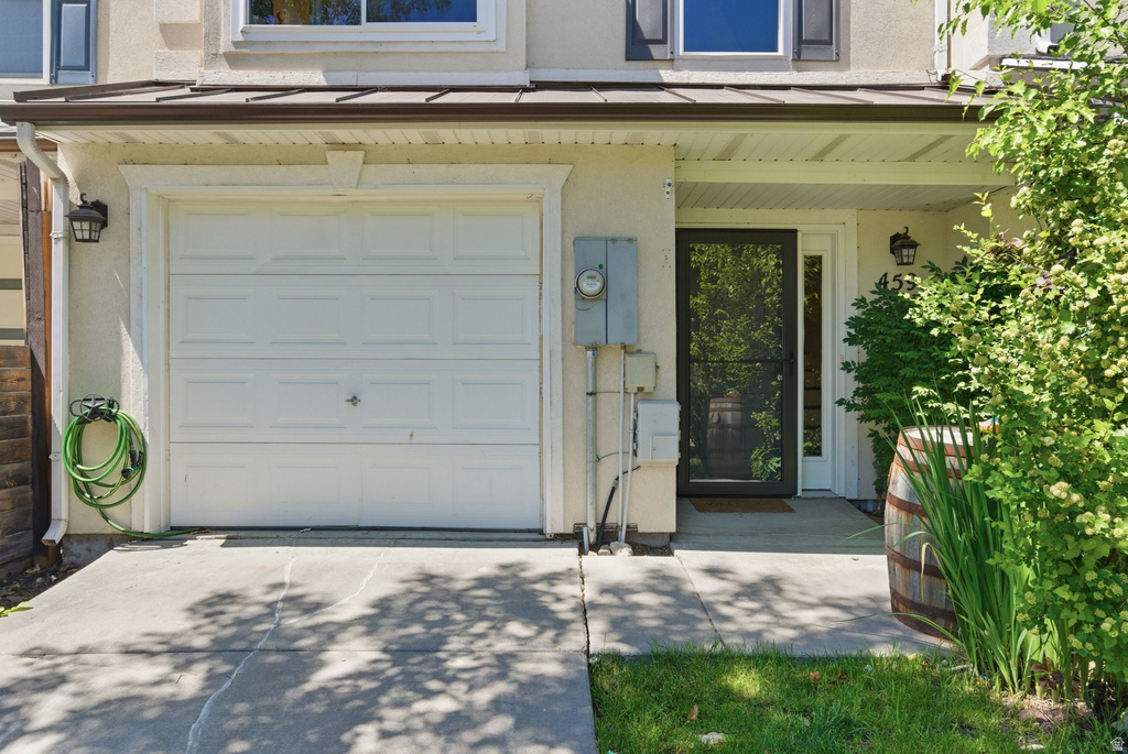 459 ARGYLL CT photo 2